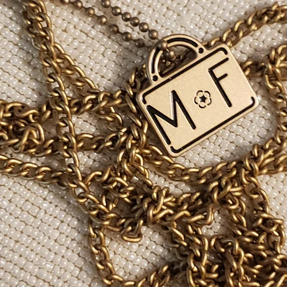 Mary Frances Cream and Gold Heart Clutch - Picture 7 of 9